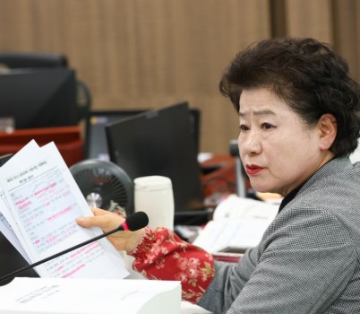 251113 남경순 의원. 배리어프리 키오스크 의무화 시행 10개월... 창업 3년 미만 소상공인도 지원해야.jpg width: 100%; height : 150px