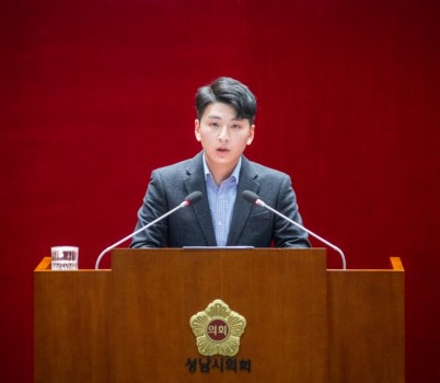 사진_5분자유발언(김윤환의원).jpg width: 100%; height : 150px