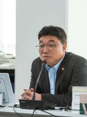 251120 김회철 의원. “임태희 교육감 4년간의 경기교육. 정책 혼선 반복... 통합지원청 분리. 학교설립 방식 등 정책 전방위 검토”.jpg