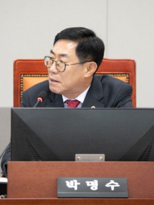 [수정] 251124 박명수 의원, “주거취약계층 이사비 지원사업 도비 전액 삭감... 목표량 유지 불가능, 최소한의 주거복지 지켜야”.jpg