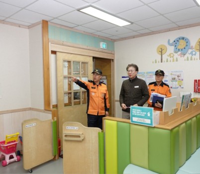 보도자료사진.JPG width: 100%; height : 150px