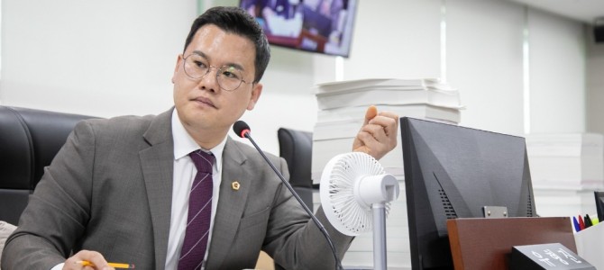 유형진 경기도의원, "스마트공장 예산, 배…