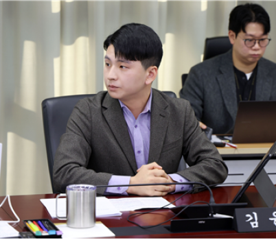 사진_김윤환의원.png width: 100%; height : 150px