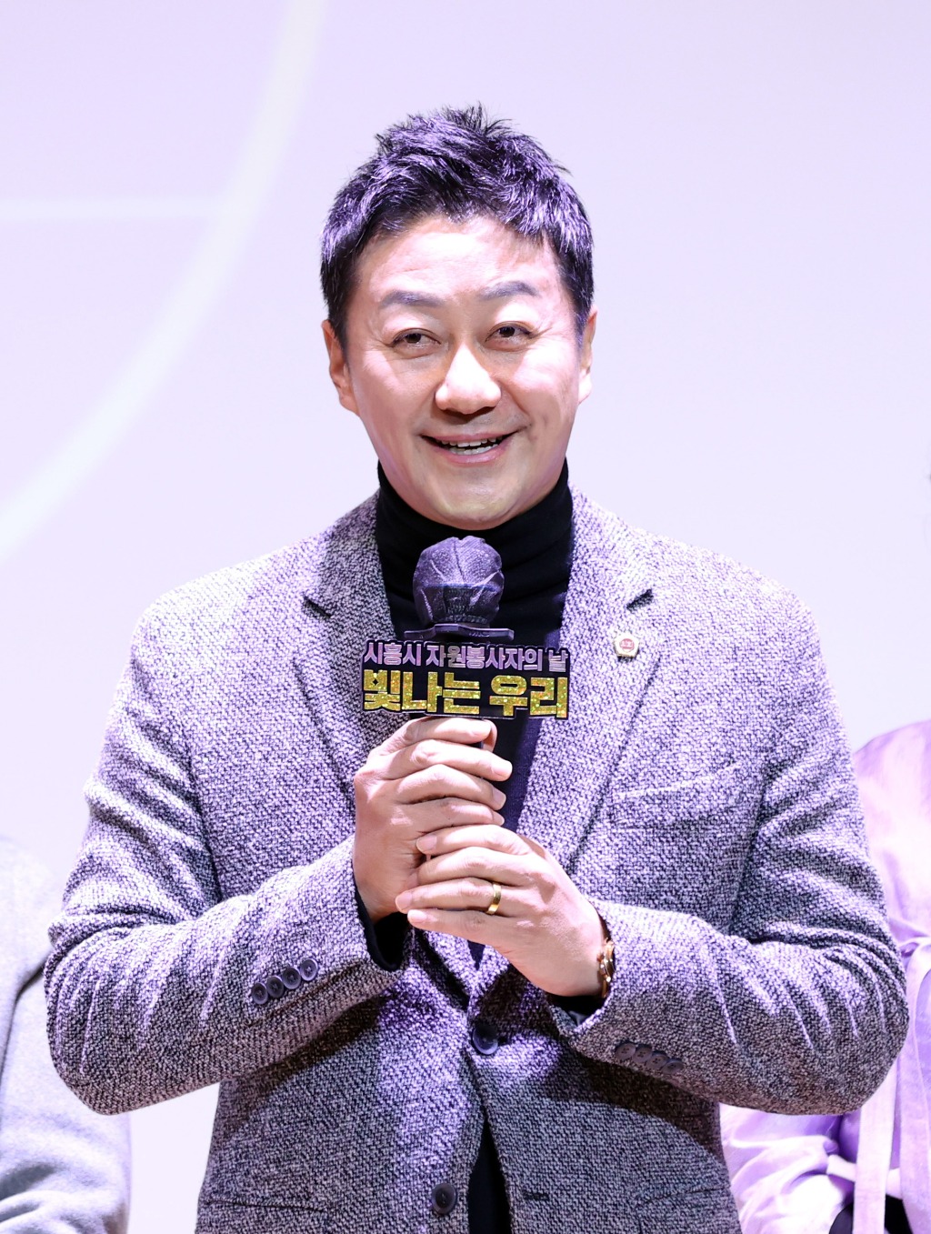 251203 김진경 의장, 시흥 자원봉사자의 날 기념식 참석...나눔이 더 널리 퍼지도록 함께할 것 (1).jpg