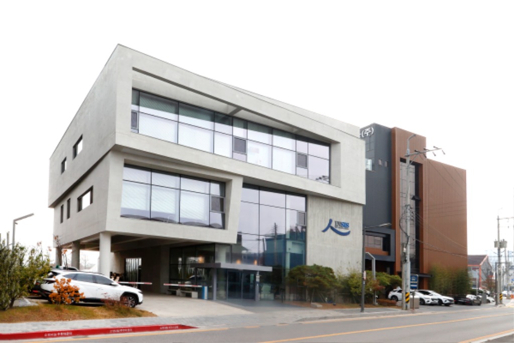 주식회사+인씨스+전경.jpg