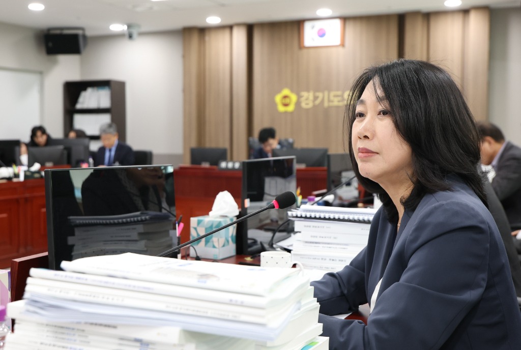 251210 이병숙 의원. 도민 참여와 공동체 지탱 예산 삭감 전면 비판 (1).jpg
