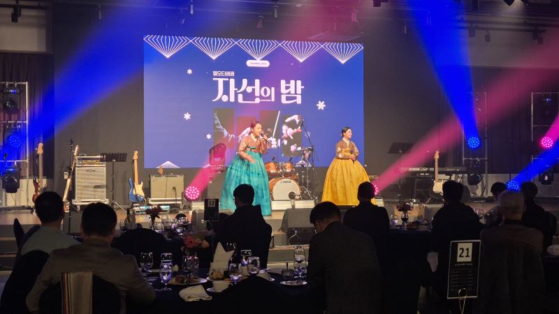 8. 나나니 공연.jpg