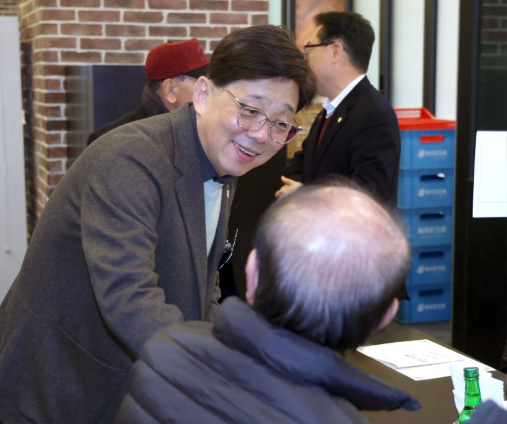 2025-12-12 중원노인회지회 송년 간담회 및 노래경연 (7).JPG