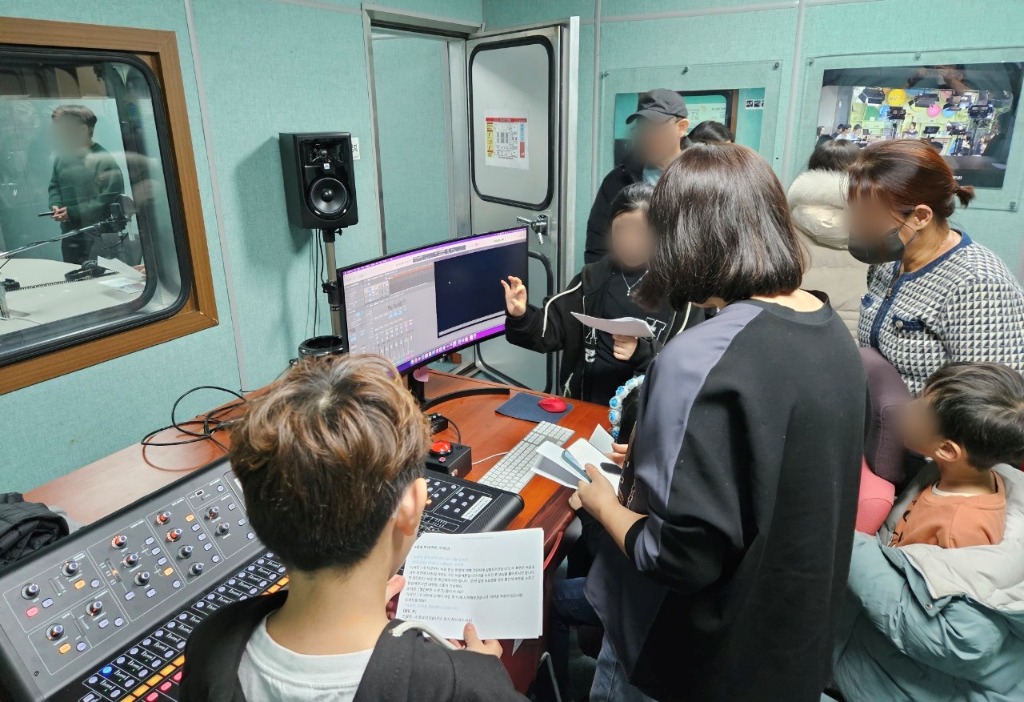 정자유스센터 수업박람회 진행사진 (1).jpg