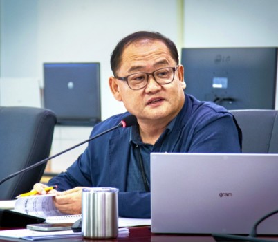 사진_이군수의원.jpg width: 100%; height : 150px