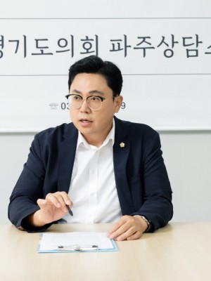 251217 이용욱 의원. “경과원 파주 이전 가계약 체결... 내년 초 입주 확정”(1).jpg