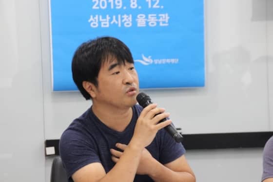 천명기 작가